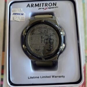 🍍Armitron Digital Sports Watch